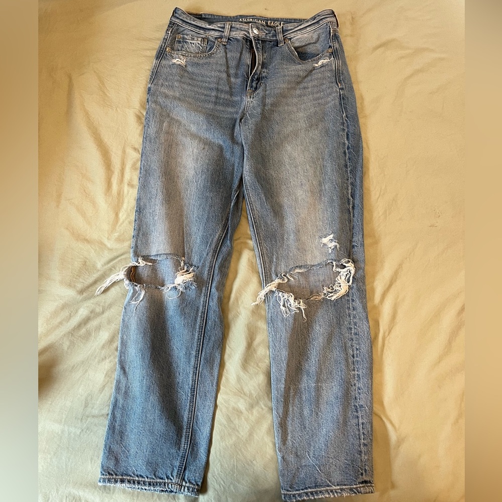 AE boyfriend jeans